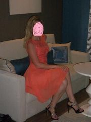 Платье нежно-персиковое