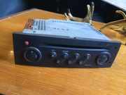 Б/у автомагнитола CD/Radio 8200256141 Renault, Рено